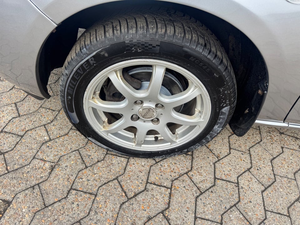 Mazda 2 1,3 Advance 5d