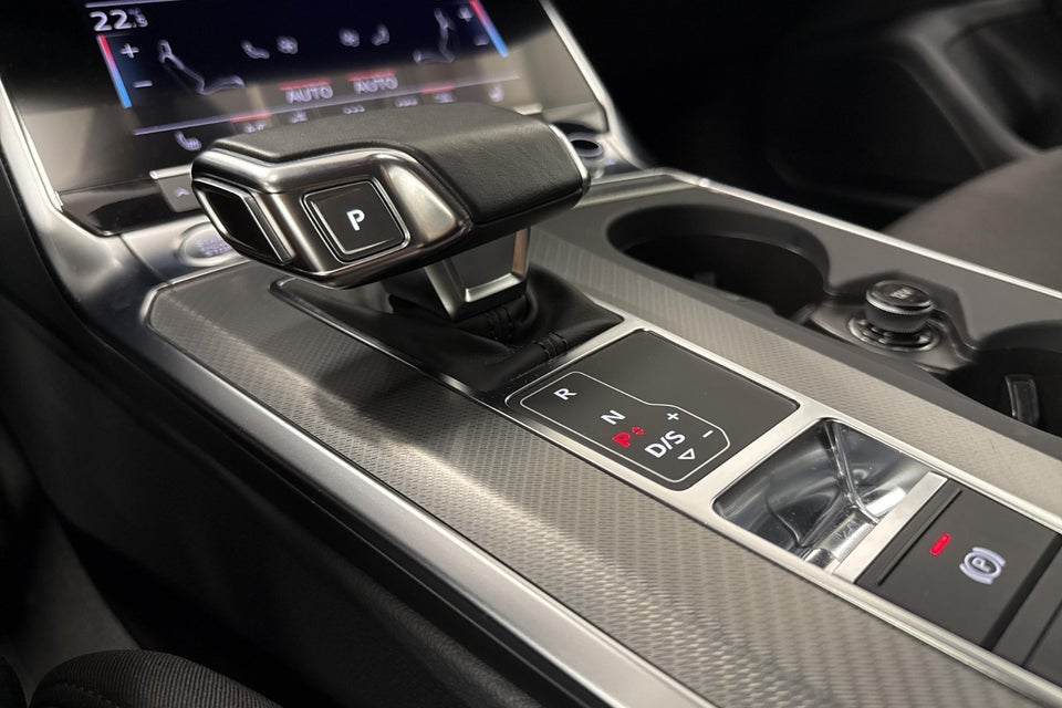 Audi A6 50 TFSi e Sport quattro S-tr. 4d