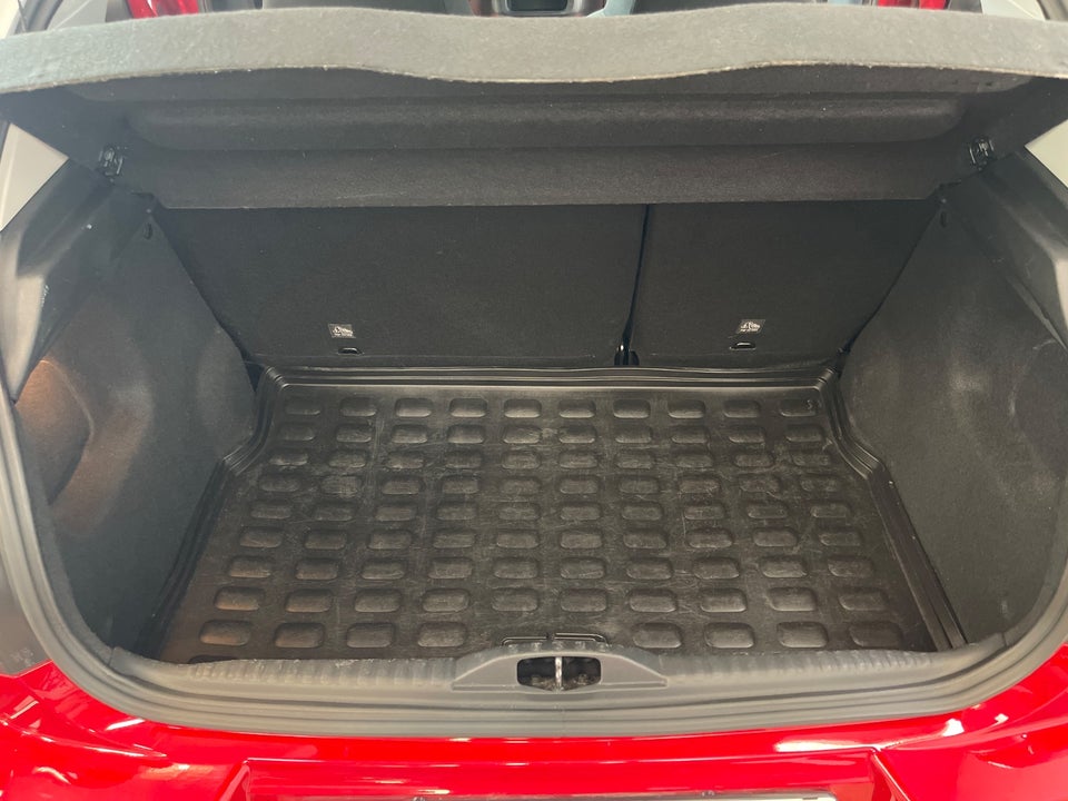 Citroën C3 1,2 PureTech 83 Shine Sport 5d