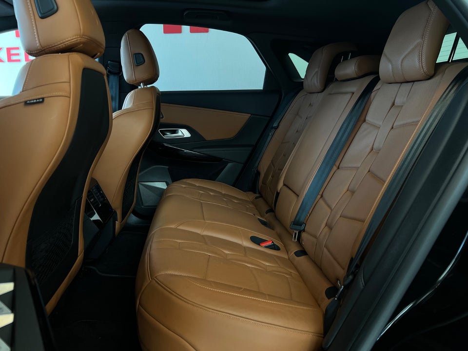 DS DS 7 CrossBack 1,6 E-Tense Opera EAT8 AWD 5d
