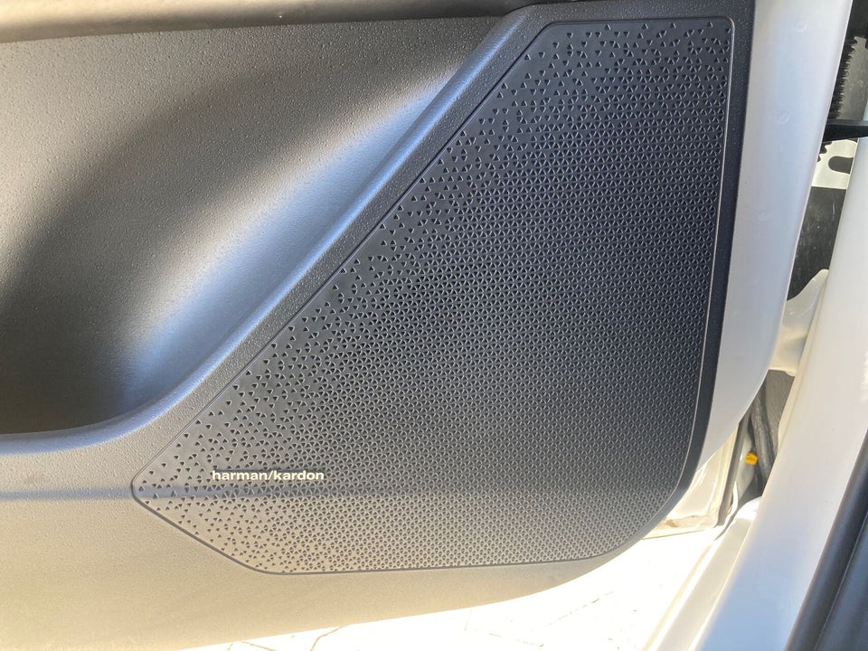 Kia Niro 64 EV Upgrade 5d