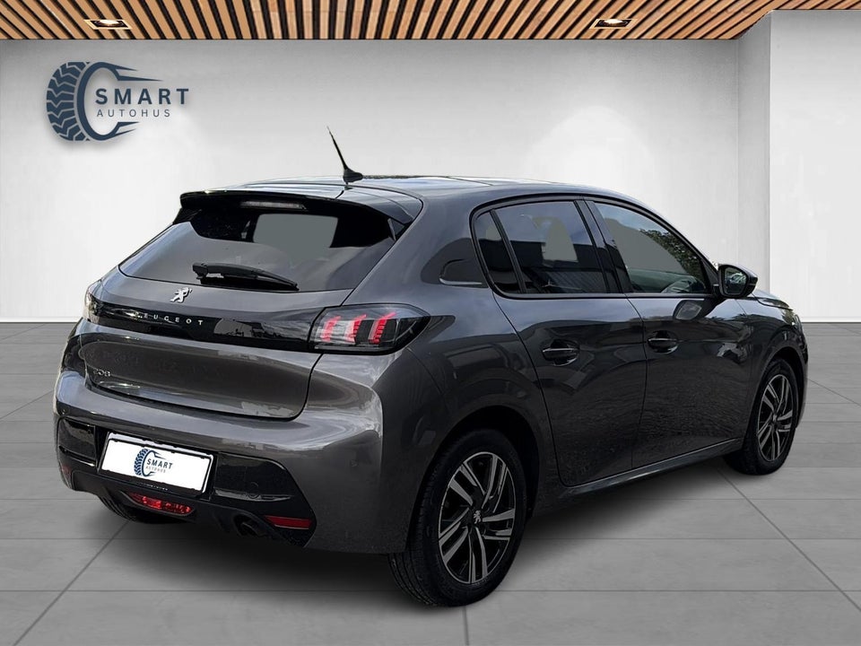 Peugeot 208 1,2 PureTech 100 Allure Sky 5d