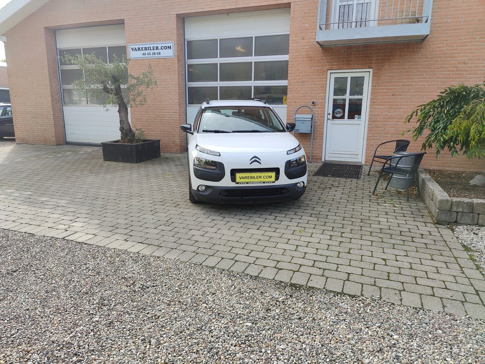 Citroën C4 Cactus 1,6 BlueHDi 100 Feel Van 5d