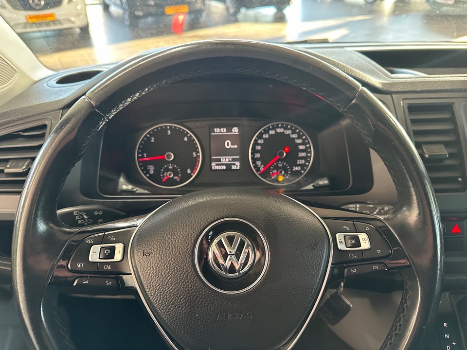 VW Transporter 2,0 TDi 150 Kassevogn DSG kort