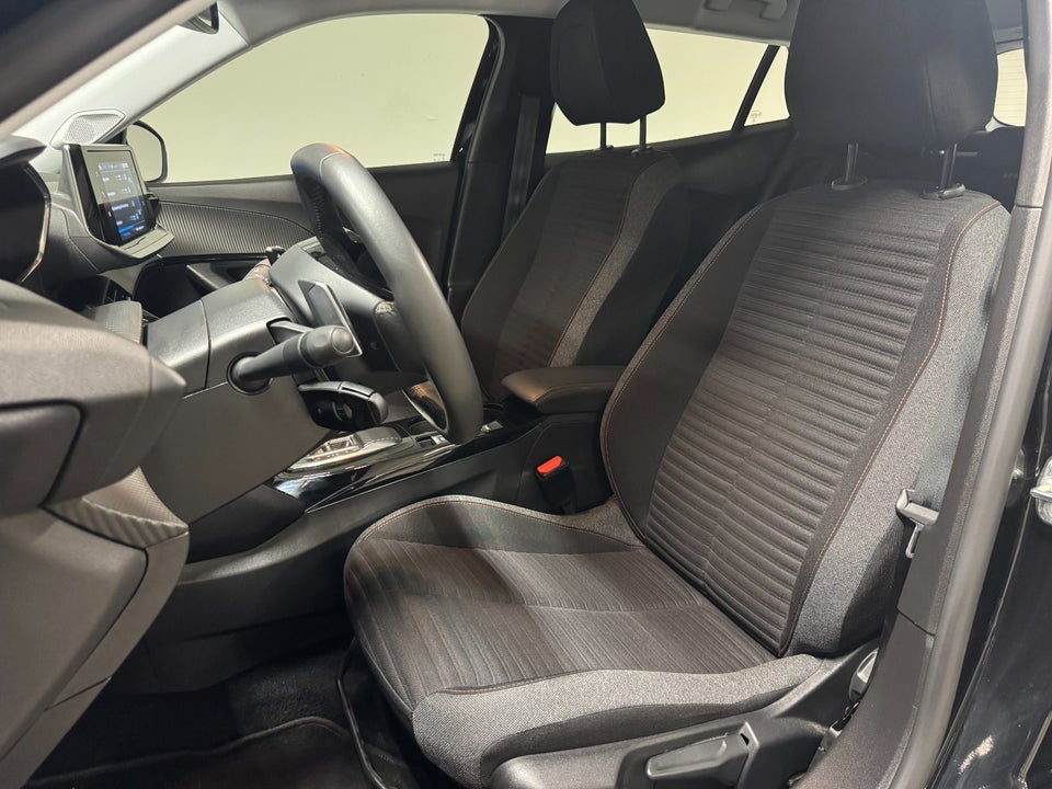 Peugeot 2008 1,2 PureTech 130 Active Pack EAT8 5d