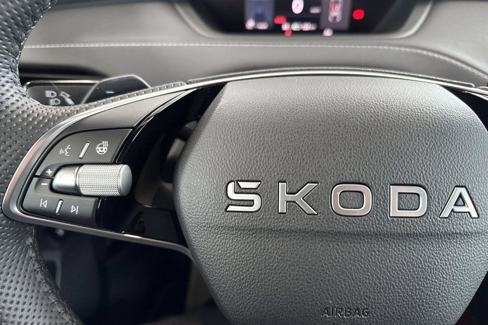 Skoda Elroq 85 iV Sportline Premium 5d