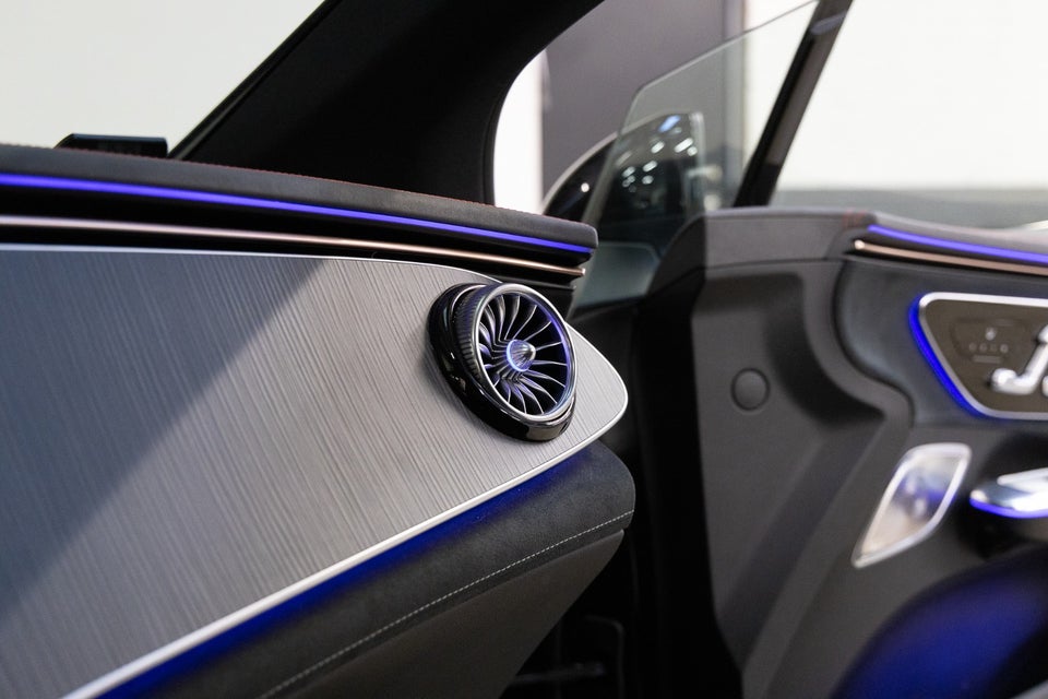 Mercedes EQE300 AMG Line 4d