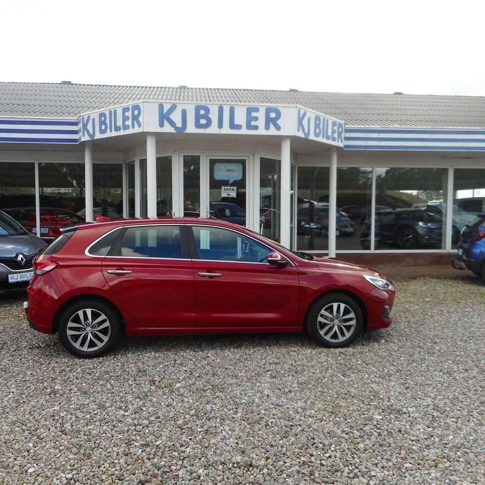 Hyundai i30 1,6 CRDi 136 Premium DCT 5d