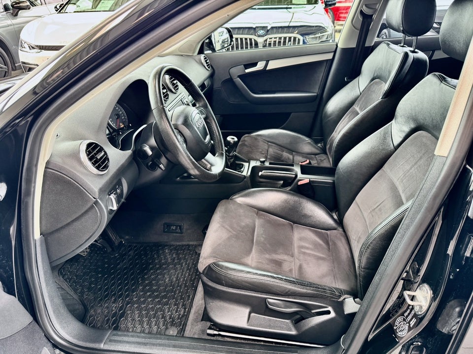 Audi A3 2,0 TDi 140 Ambition Sportback 5d