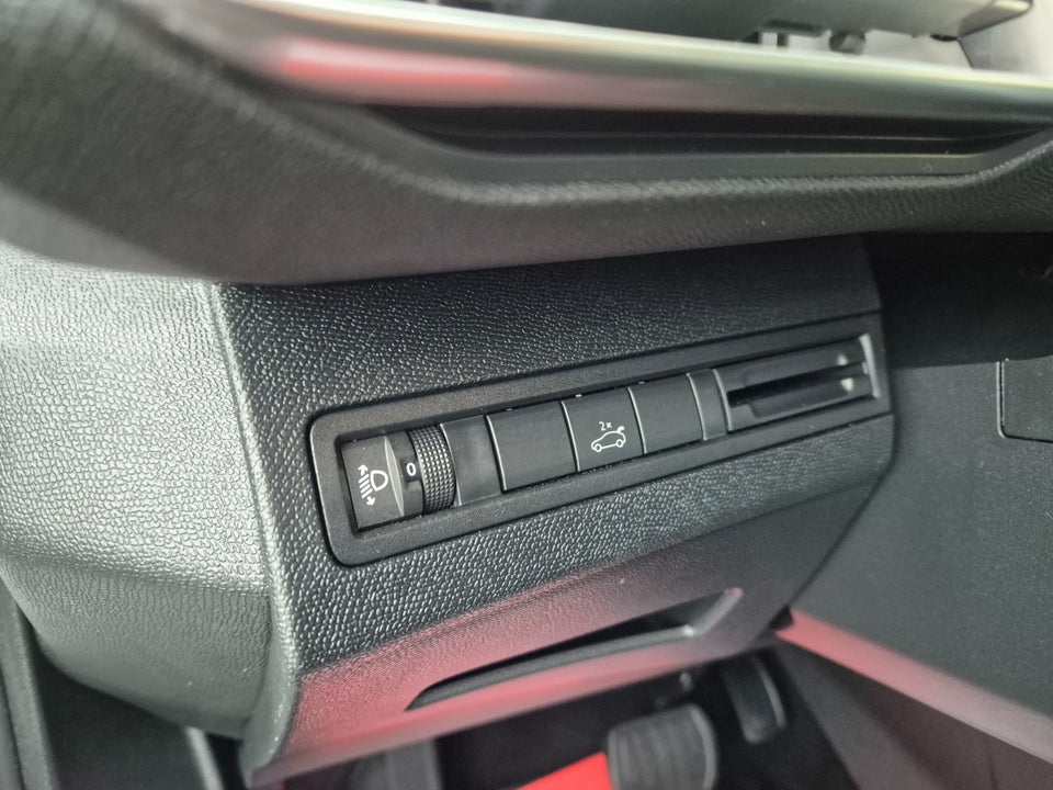 Peugeot 3008 1,5 BlueHDi 130 Allure EAT8 5d