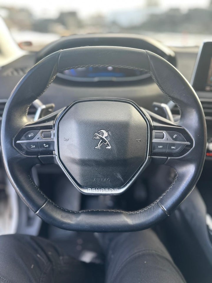 Peugeot 5008 1,6 BlueHDi 120 Allure EAT6 7prs 5d