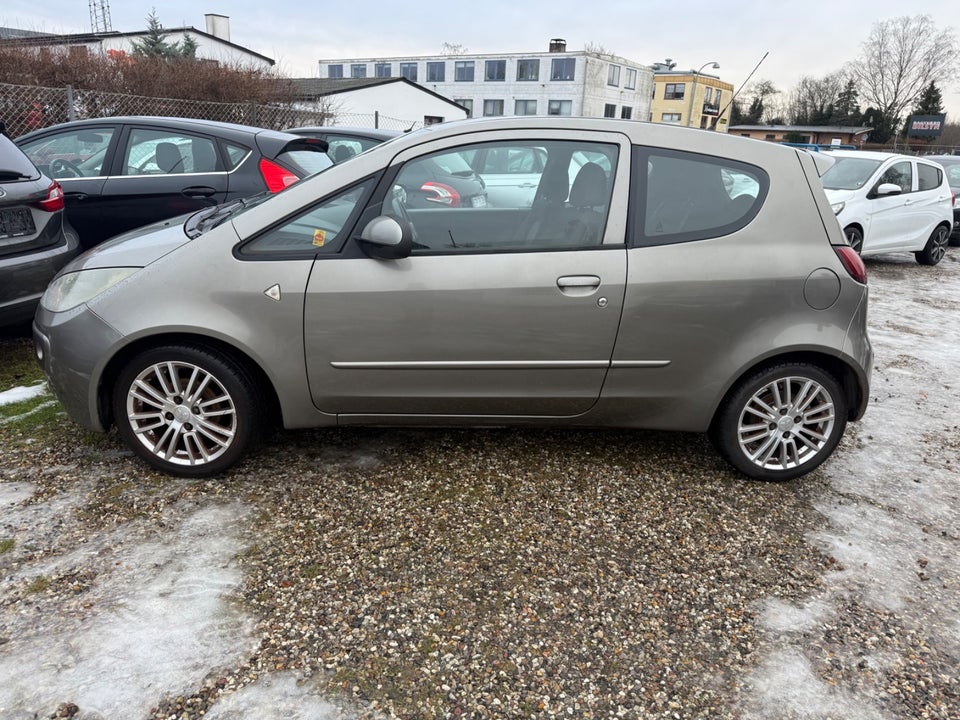 Mitsubishi Colt 1,1 CZ3 3d