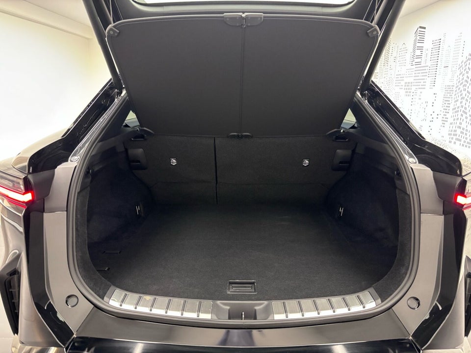Lexus RZ300e Luxury 5d
