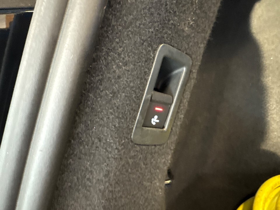 Audi Q4 e-tron 40 Advanced 5d