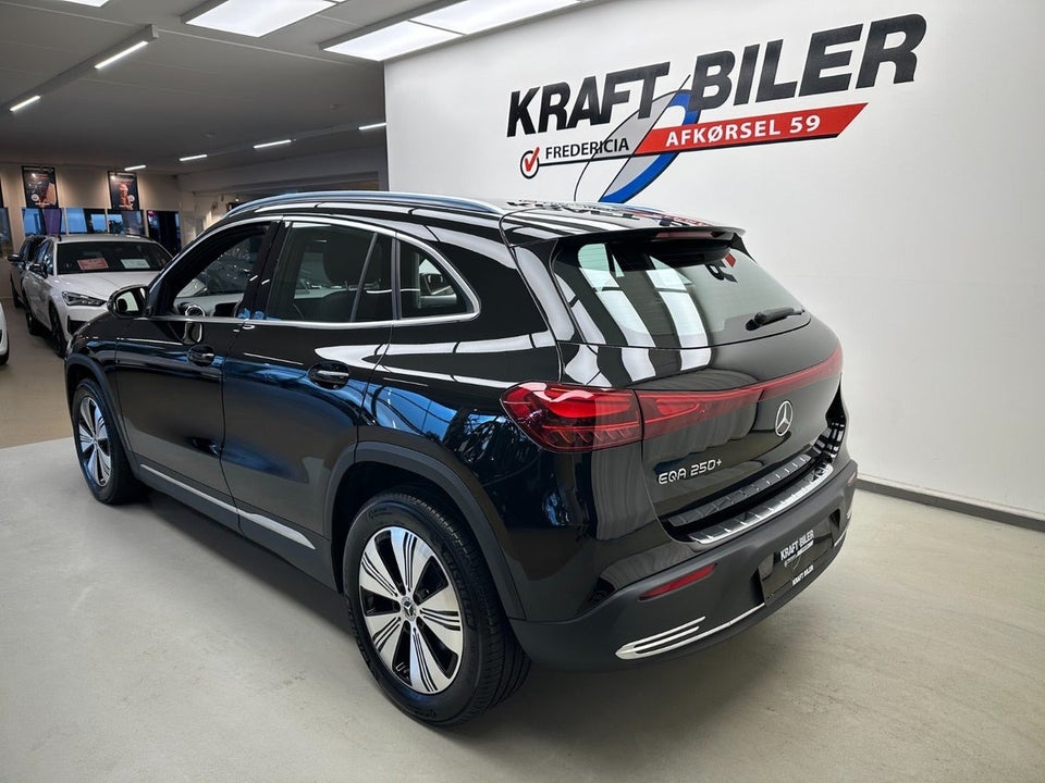 Mercedes EQA250+ Progressive 5d