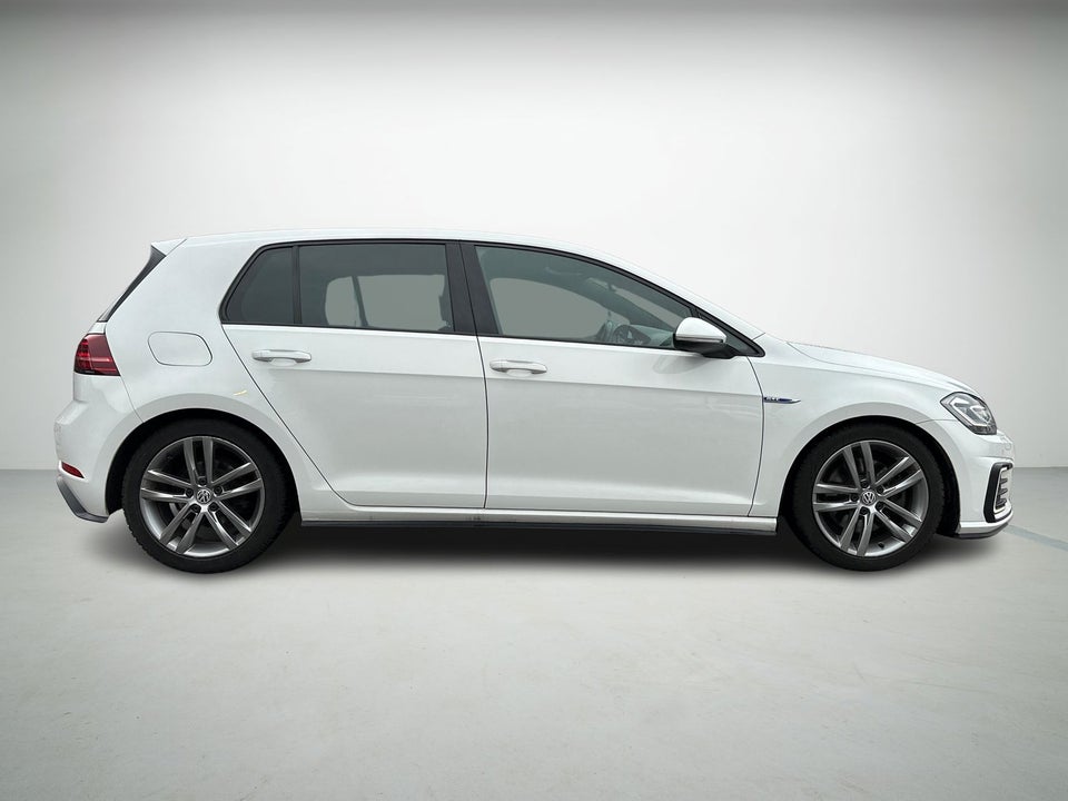 VW Golf VII 1,4 GTE DSG 5d