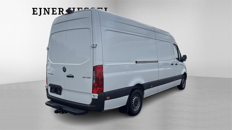 Mercedes Sprinter 317 2,0 CDi A3 Kassevogn aut. RWD