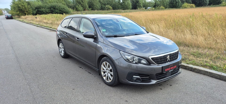 Peugeot 308 1,5 BlueHDi 130 Allure+ SW 5d