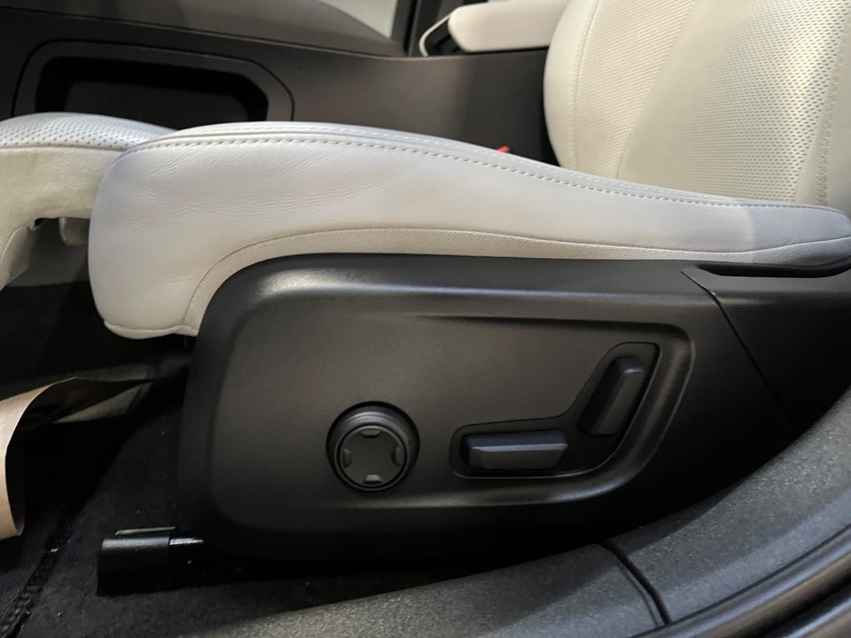 Polestar 2 Long Range AWD 5d