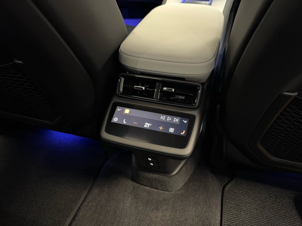 Polestar 4 Long Range AWD 5d