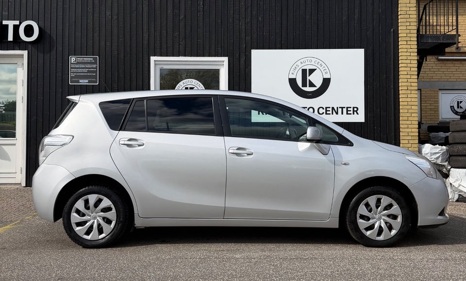 Toyota Verso 1,8 T2 Touch 7prs 5d
