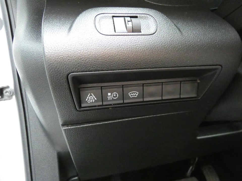 Peugeot Partner 1,5 BlueHDi 130 L2V2 Ultimate EAT8 Van