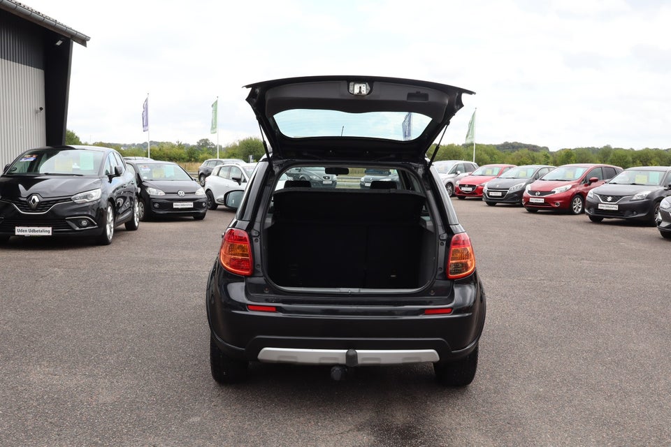 Suzuki SX4 1,6 GLX 4d