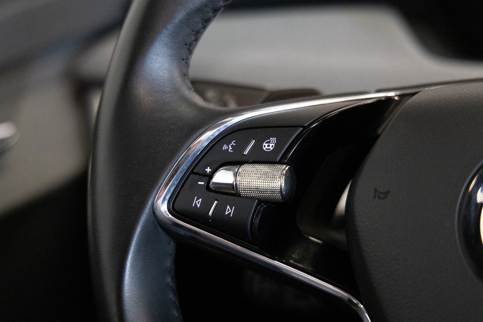 Skoda Enyaq 60 iV Loft 5d