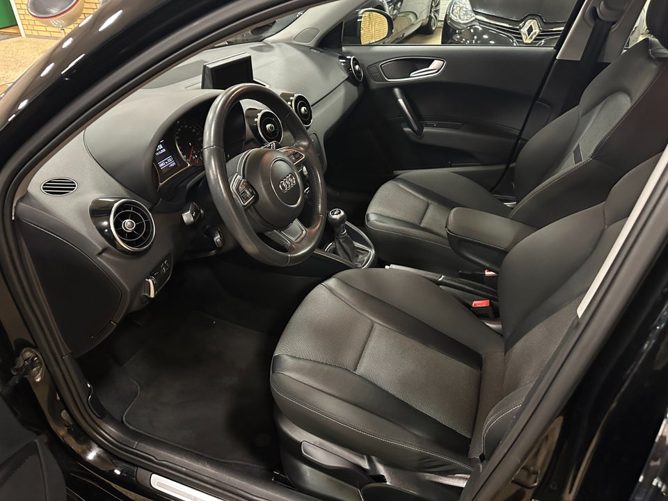 Audi A1 1,2 TFSi 86 Ambition Sportback 5d