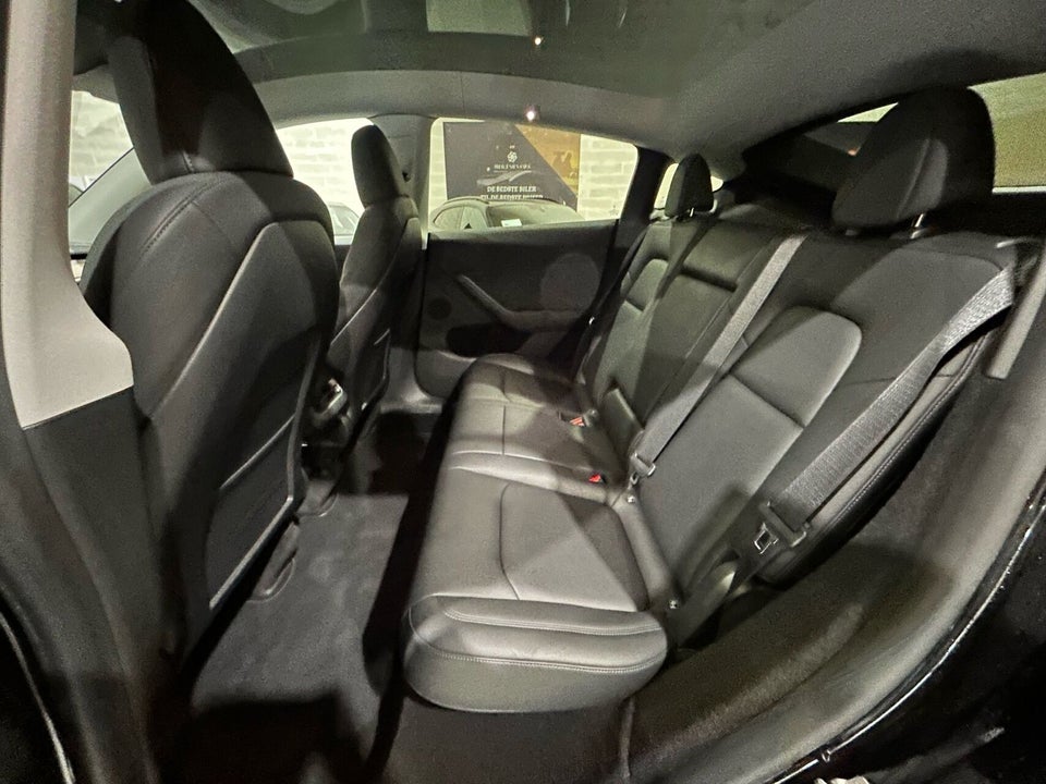 Tesla Model Y Long Range AWD 5d