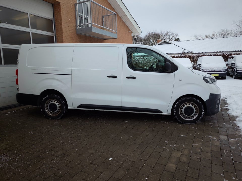 Toyota ProAce 2,0 D 120 Long Comfort 6d