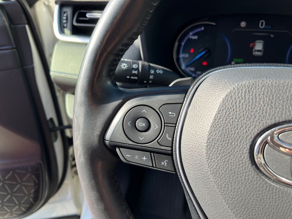 Toyota RAV4 2,5 Hybrid H3 Style MDS 5d