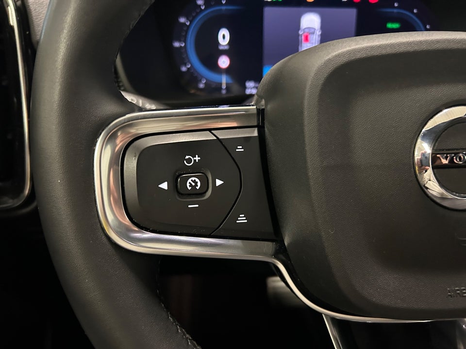 Volvo XC40 P6 ReCharge Plus 5d