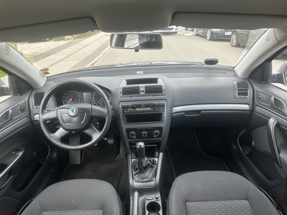 Skoda Octavia 1,2 TSi 105 Ambiente 5d