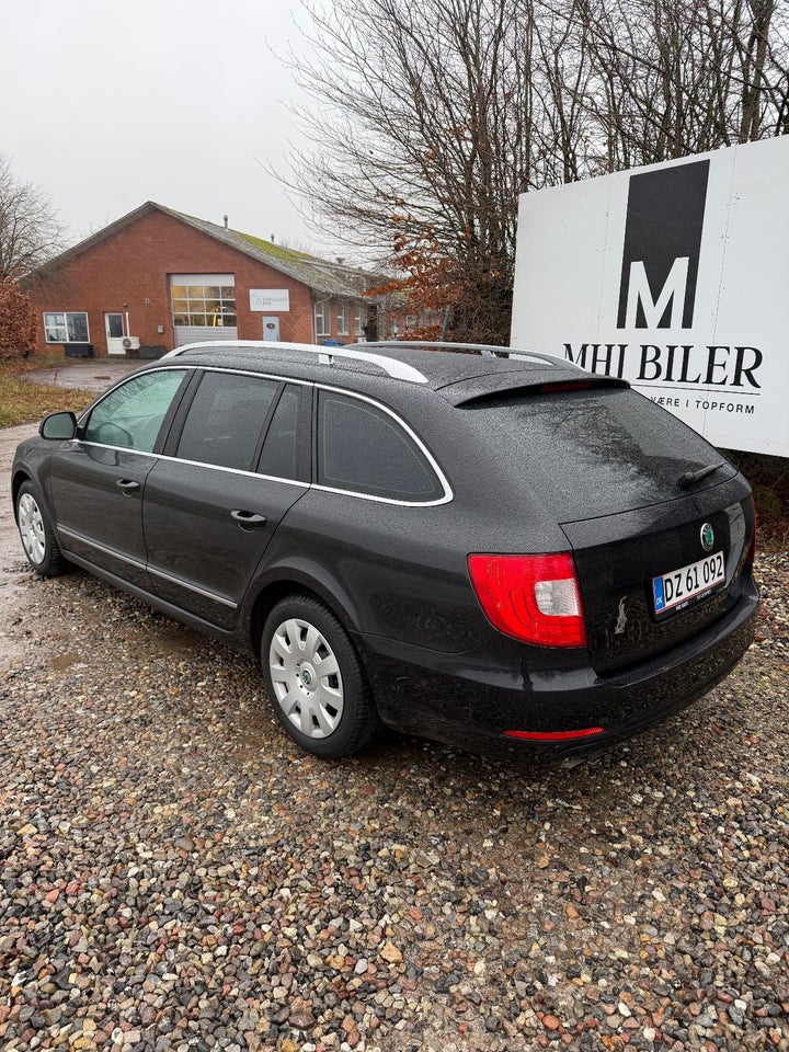 Skoda Superb 1,6 TDi 105 Active Combi GreenLine 5d