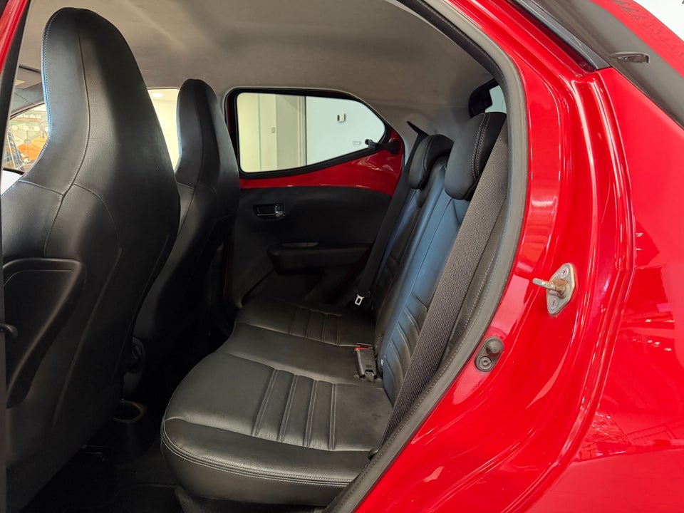 Toyota Aygo 1,0 VVT-i x-cellence 5d