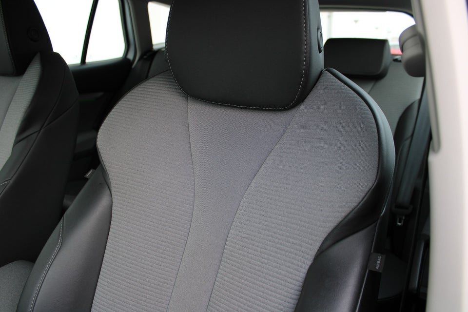 Skoda Enyaq 60 iV Loft 5d