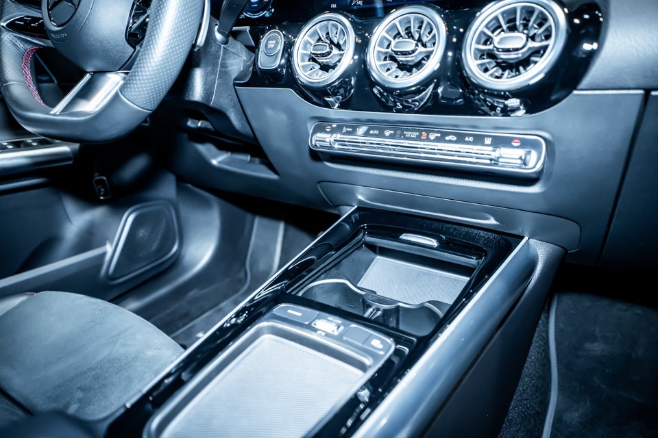 Mercedes EQA250+ AMG Advance 5d