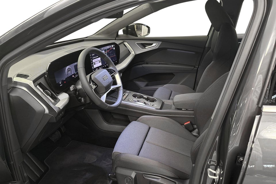 Audi Q4 e-tron performance 5d