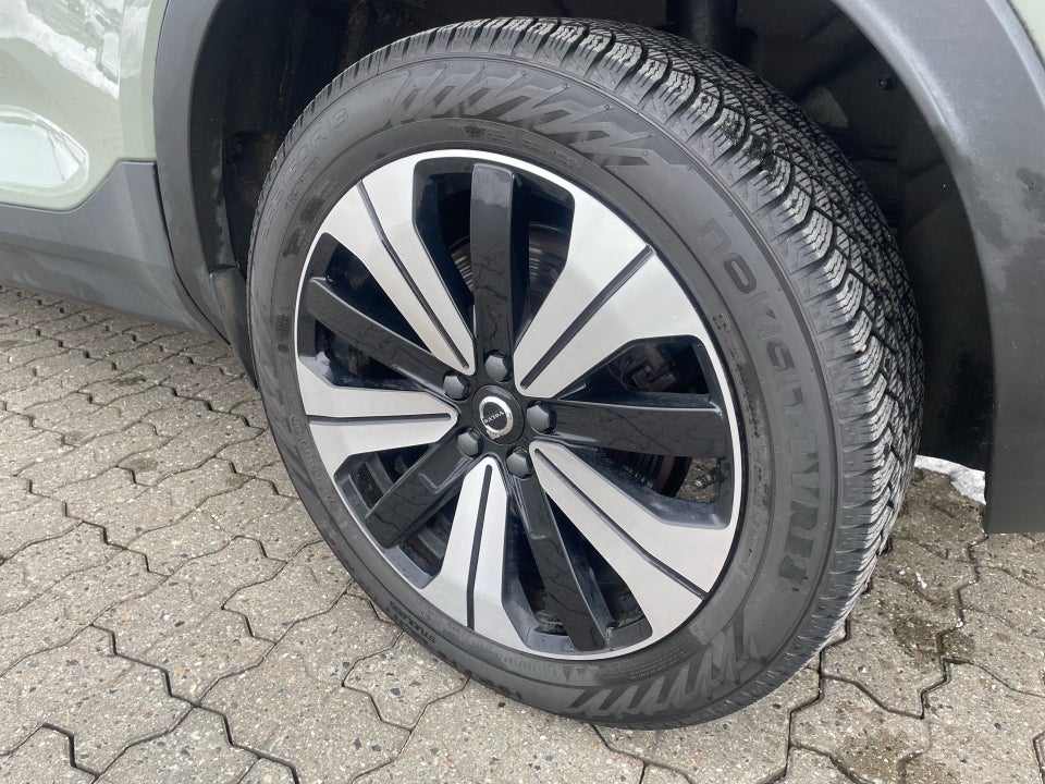 Volvo XC40 ReCharge Extended Range Core 5d
