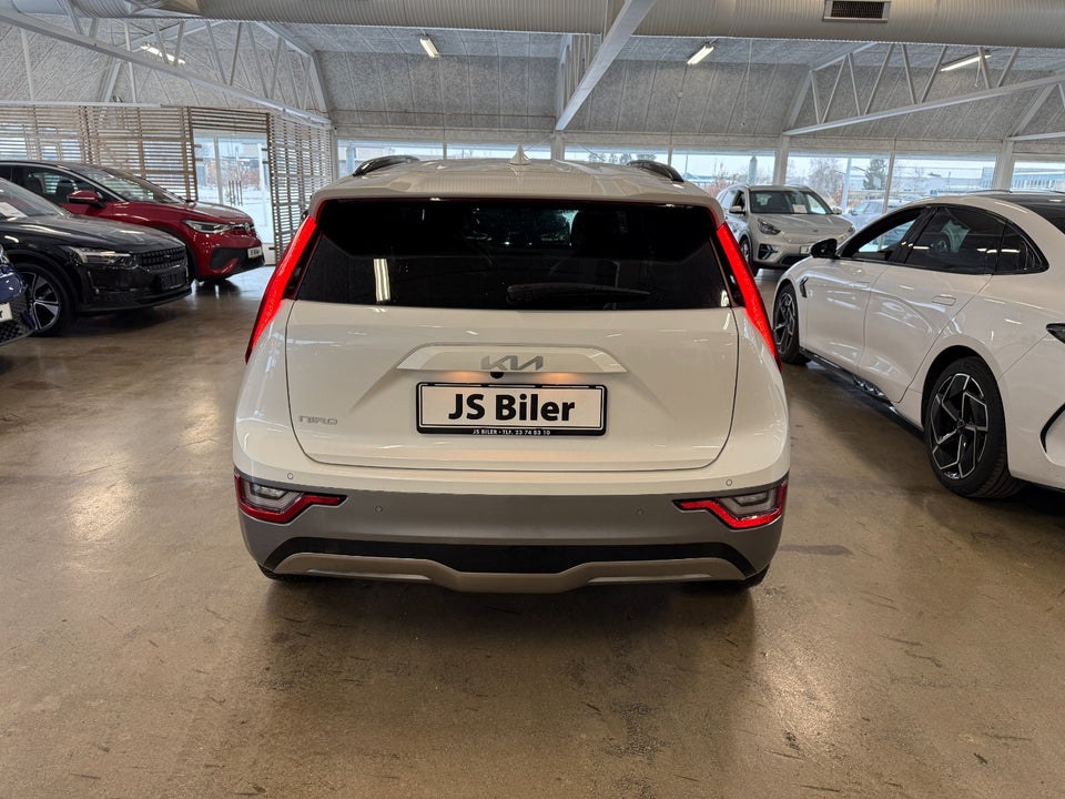 Kia Niro 64 EV Upgrade 5d