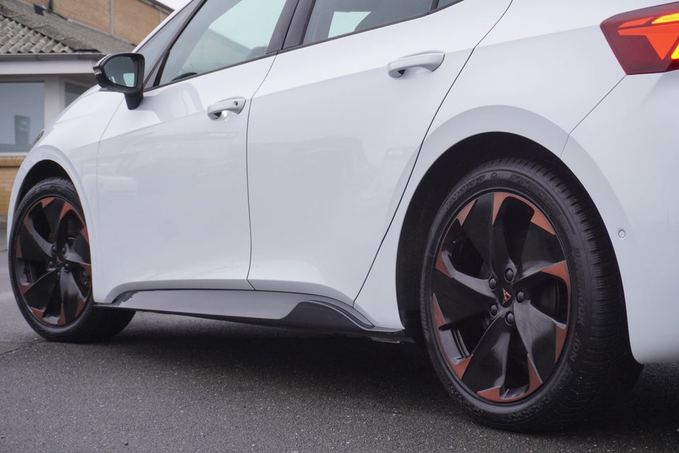 Cupra Born 58 e-Boost 5d