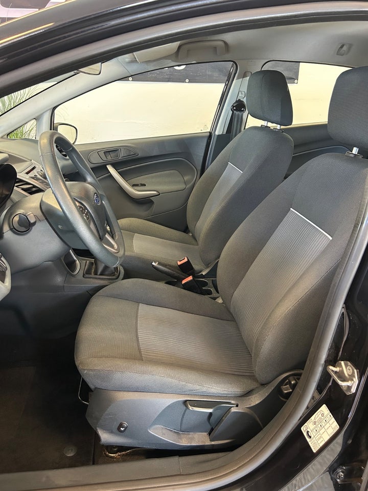 Ford Fiesta 1,25 60 Titanium 5d