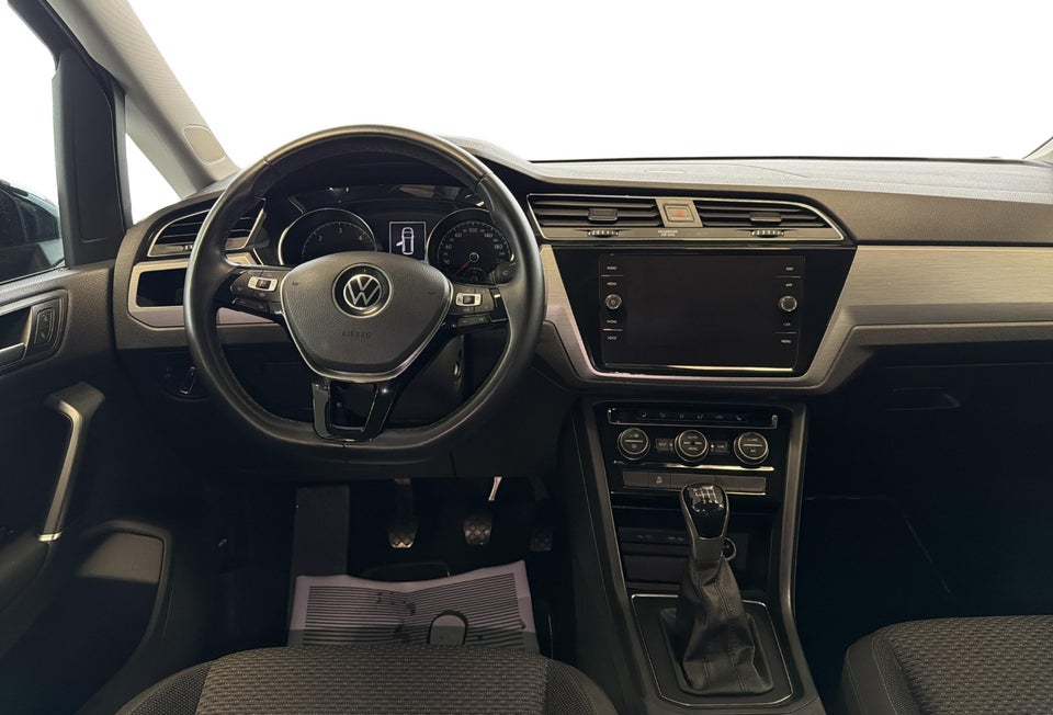 VW Touran 2,0 TDi 122 Comfortline Van 5d
