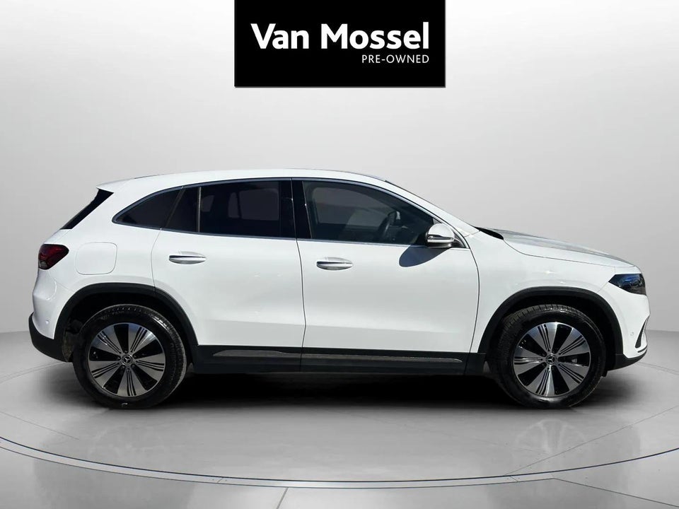 Mercedes EQA250 Progressive 5d