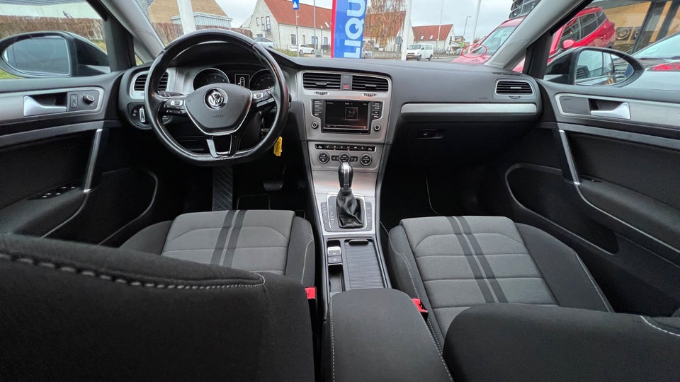 VW Golf VII 2,0 TDi 150 R-line DSG BMT 5d