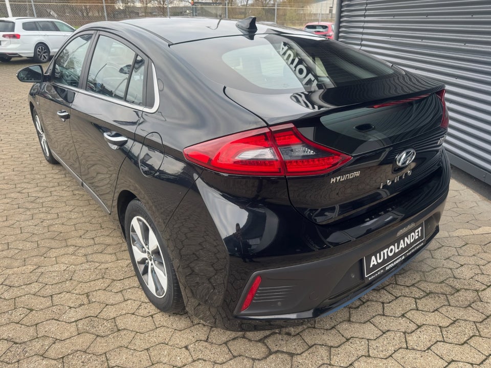 Hyundai Ioniq 1,6 PHEV Premium DCT 5d