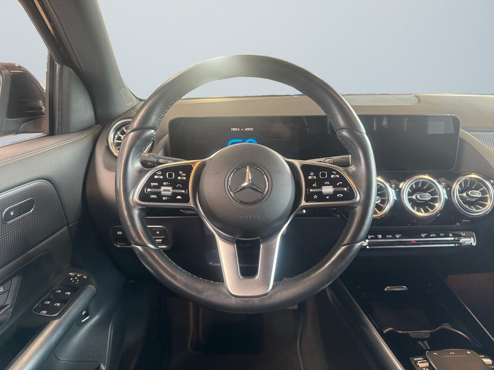 Mercedes EQA250 Progressive 5d