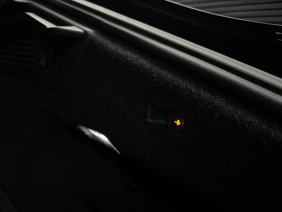 VW Arteon 2,0 TSi 280 R-line DSG 4Motion 4d