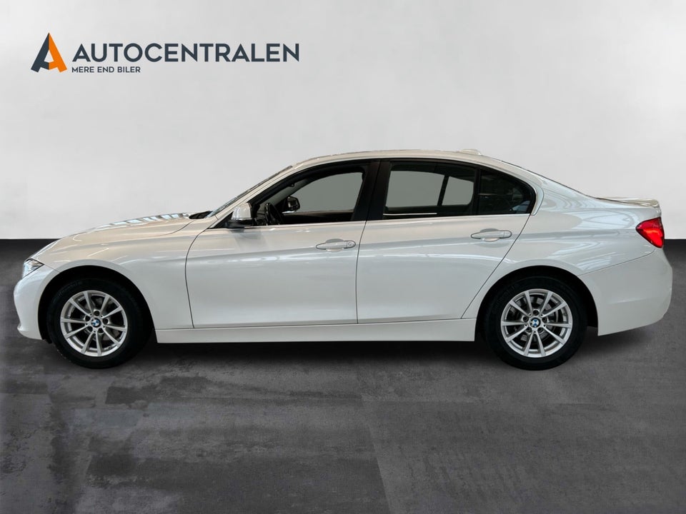 BMW 320i 2,0 aut. 4d